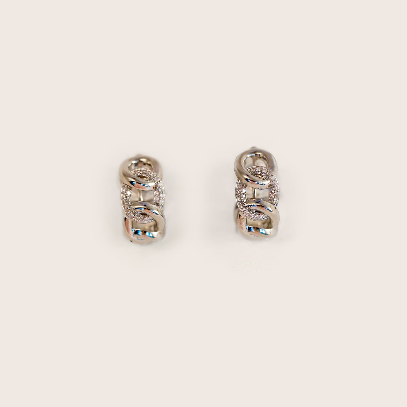 The Atlas Pavé Chain Clip-Ons