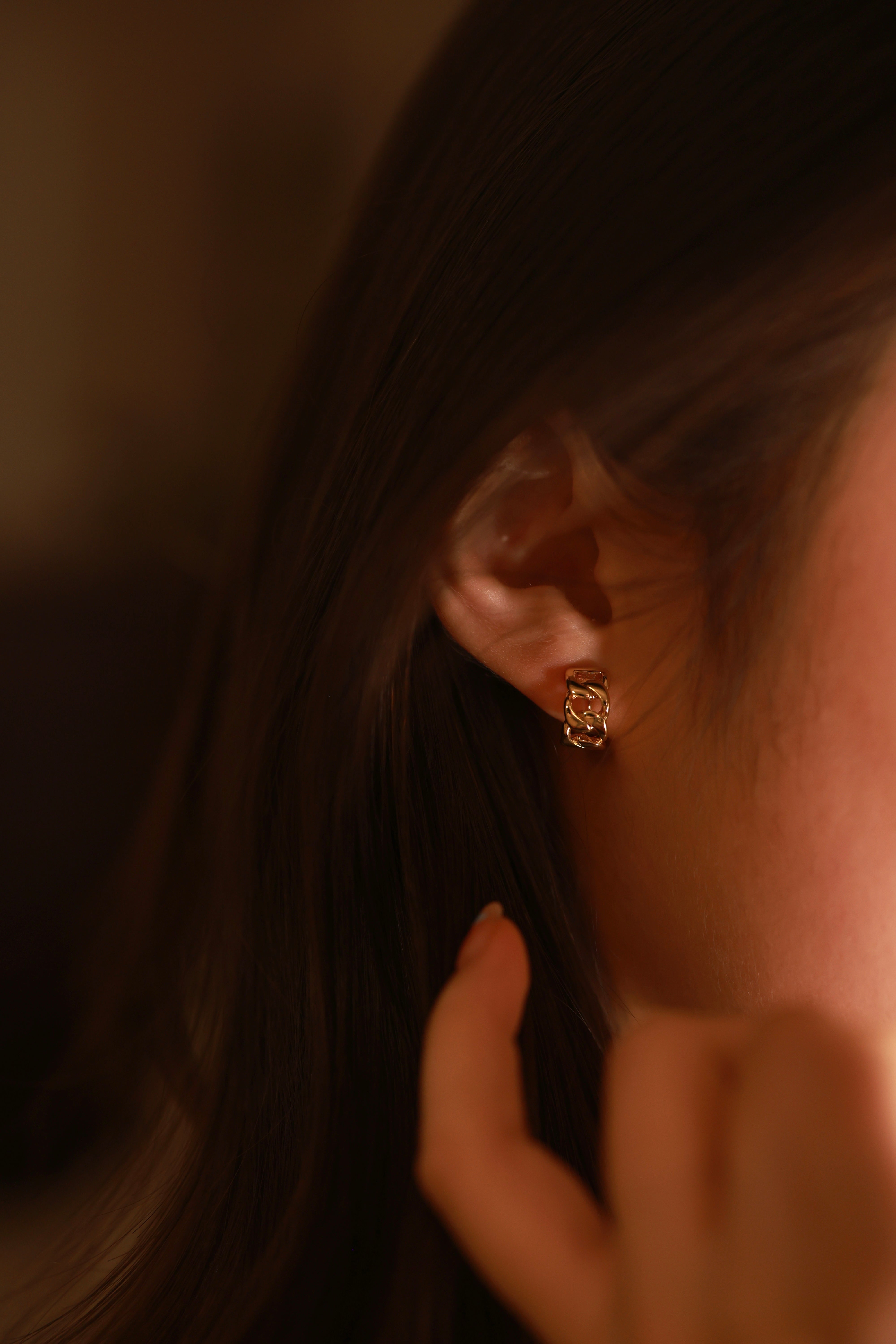 Interlock Chain Hoops