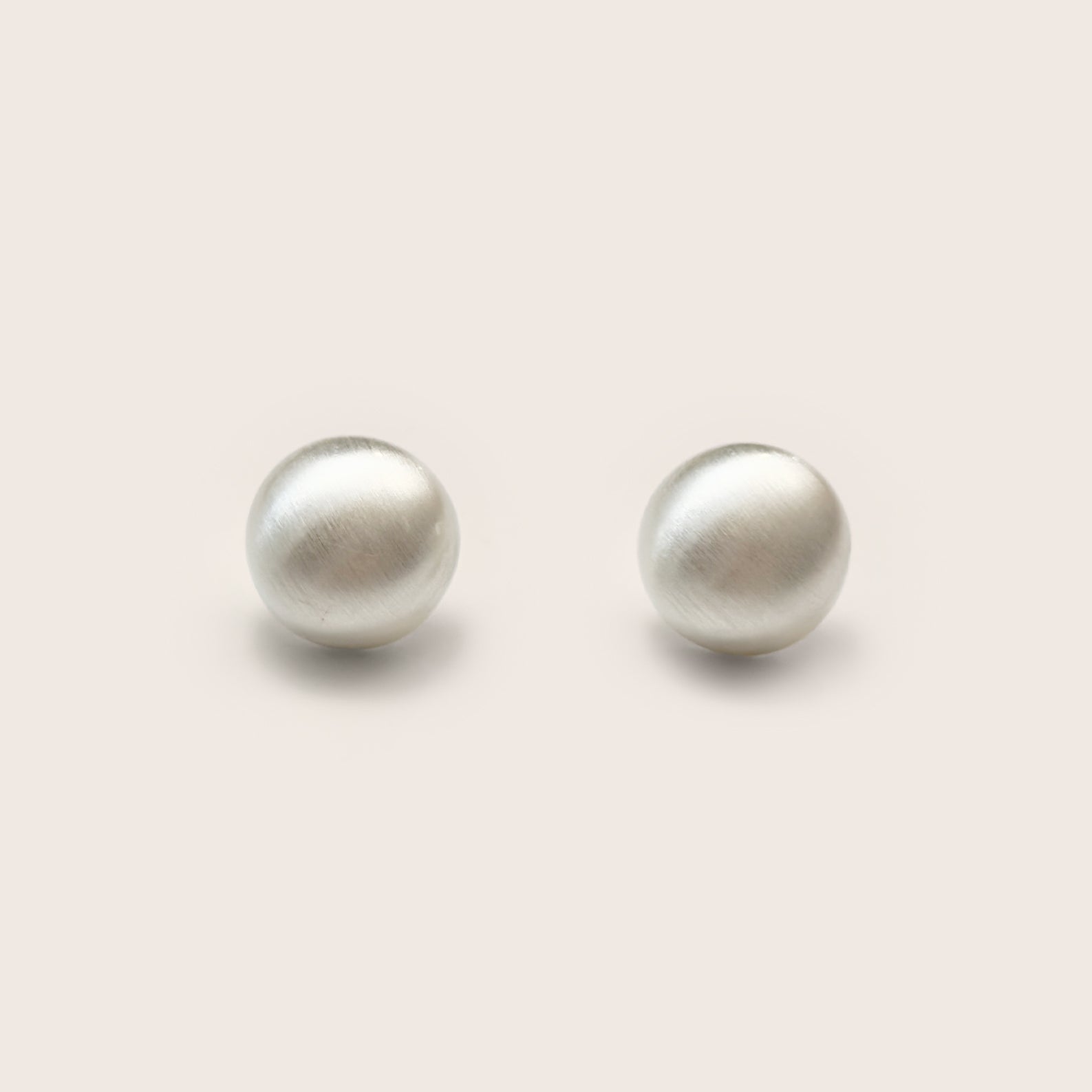 MATTE Pearl Stud Earrings