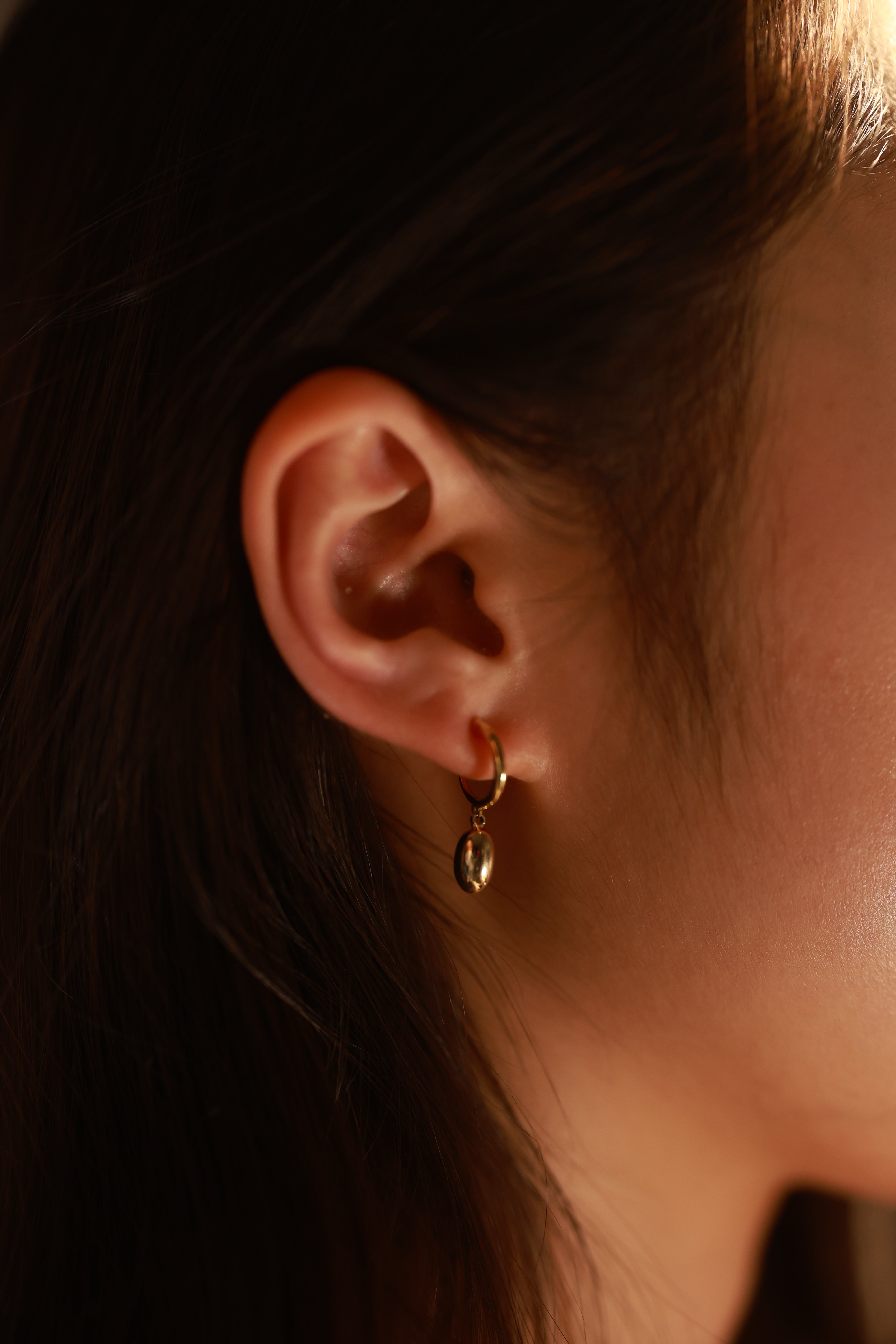 FLOW Clip-On Drop Earrings