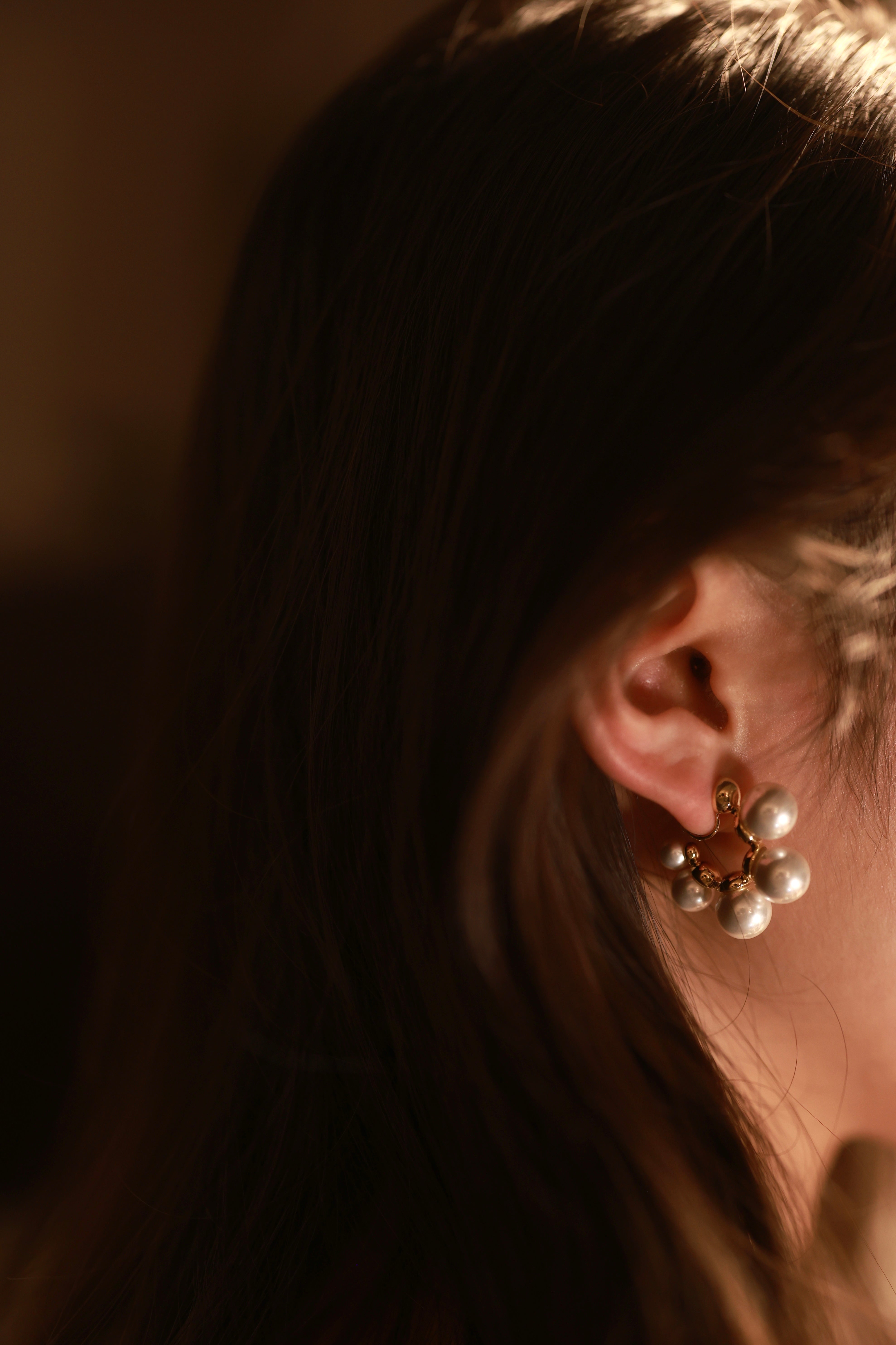 Aura Pearl Hoops — image 3