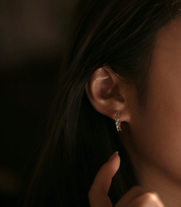 The Lune Pavé Band Clip-Ons